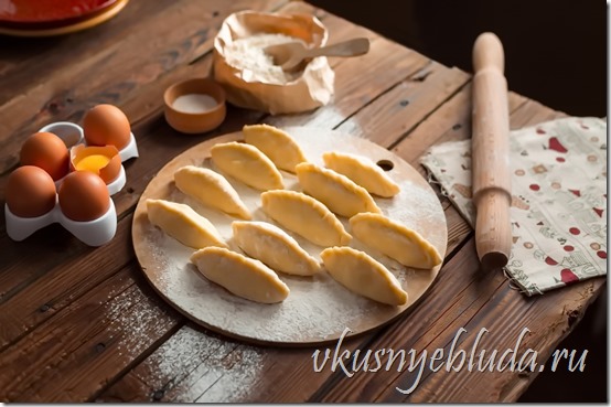 Ссылка этого фото ведёт в рецепт приготовления Пирожков с окороком и гречкой